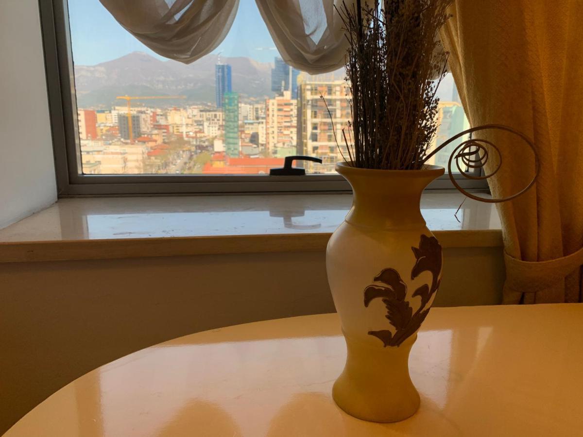 Rosa Blu Tirana
